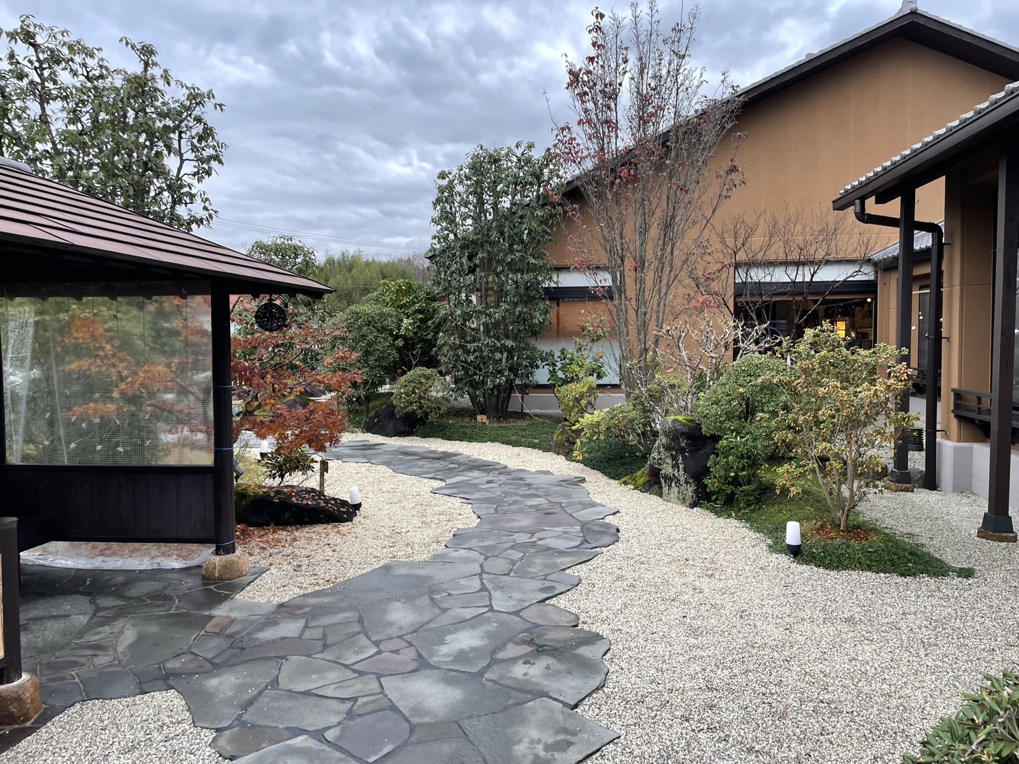 日本庭園風の玄関